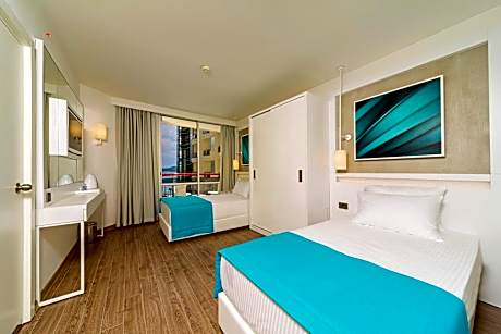 Standard Double or Twin Room with Sea View