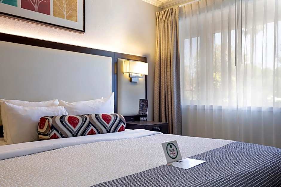 The Palo Alto Inn