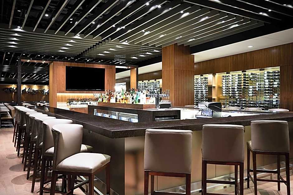 AC Hotel by Marriott Madison Downtown