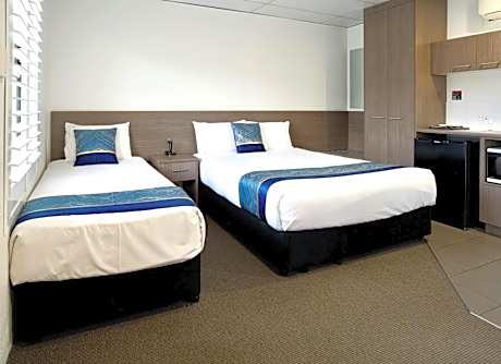 Deluxe Twin Room - Not Pet Friendly
