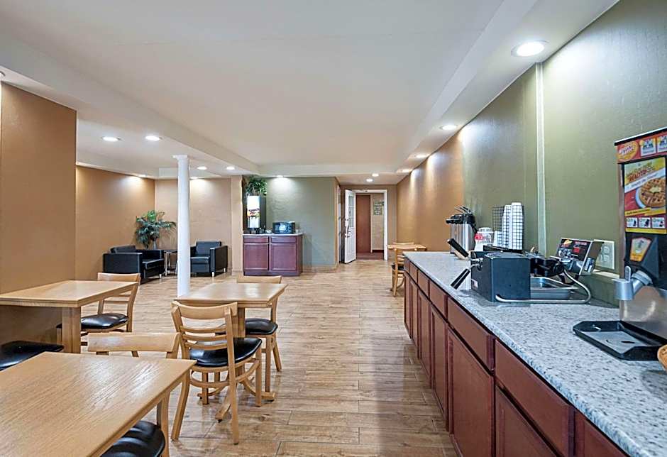 Quality Inn Near Pimlico Racetrack