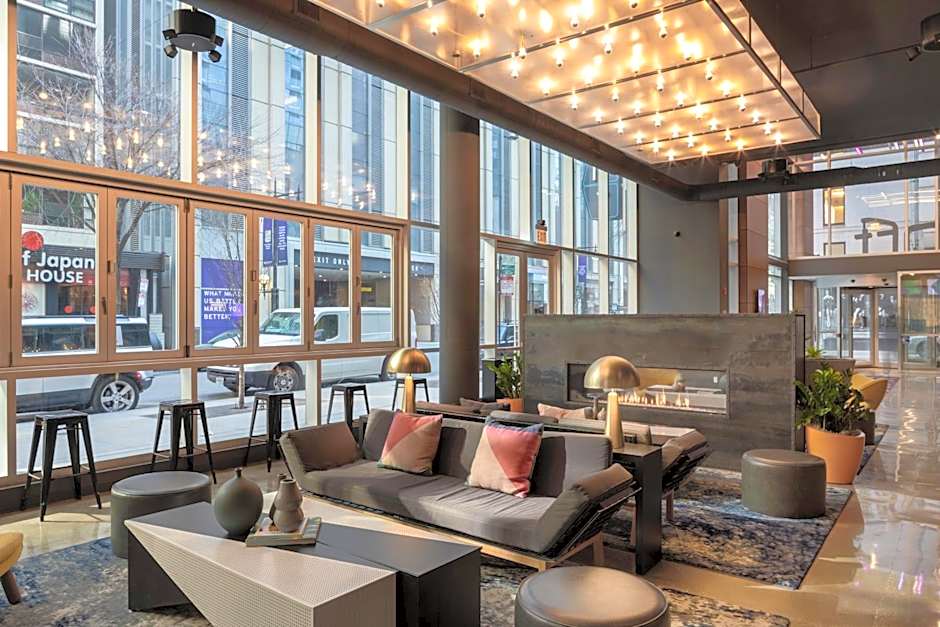 Aloft Chicago Mag Mile