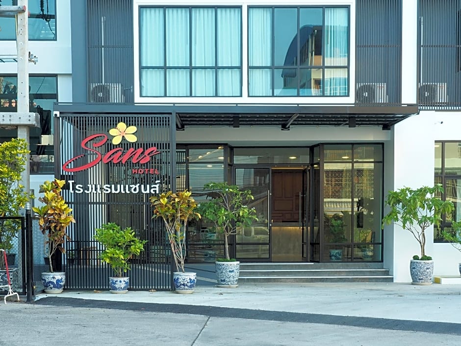 Sans Hotel