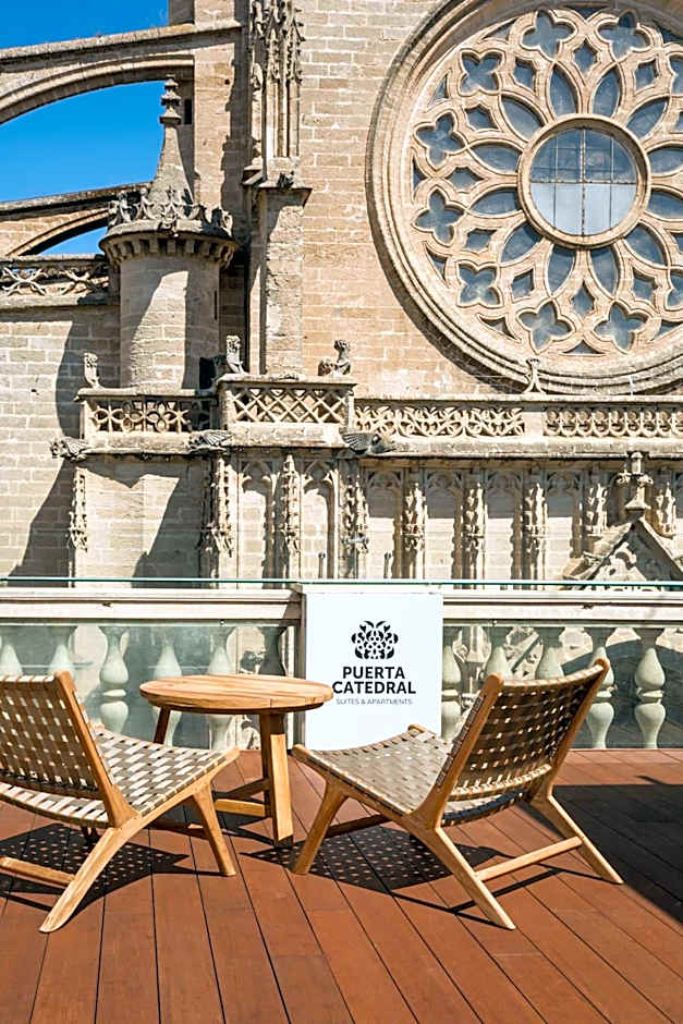 Puerta Catedral Suites