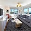 Bay Shores Peninsula Hotel