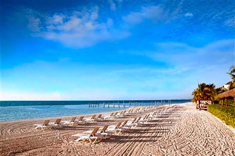 El Dorado Maroma - Catamaran, Cenote & More Inclusive- Adults Only