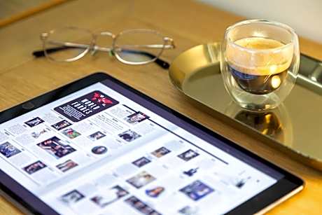 Junior King Suite with City View