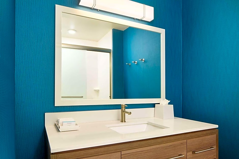 Home2 Suites by Hilton Pensacola I 10 Pine Forest Road, FL