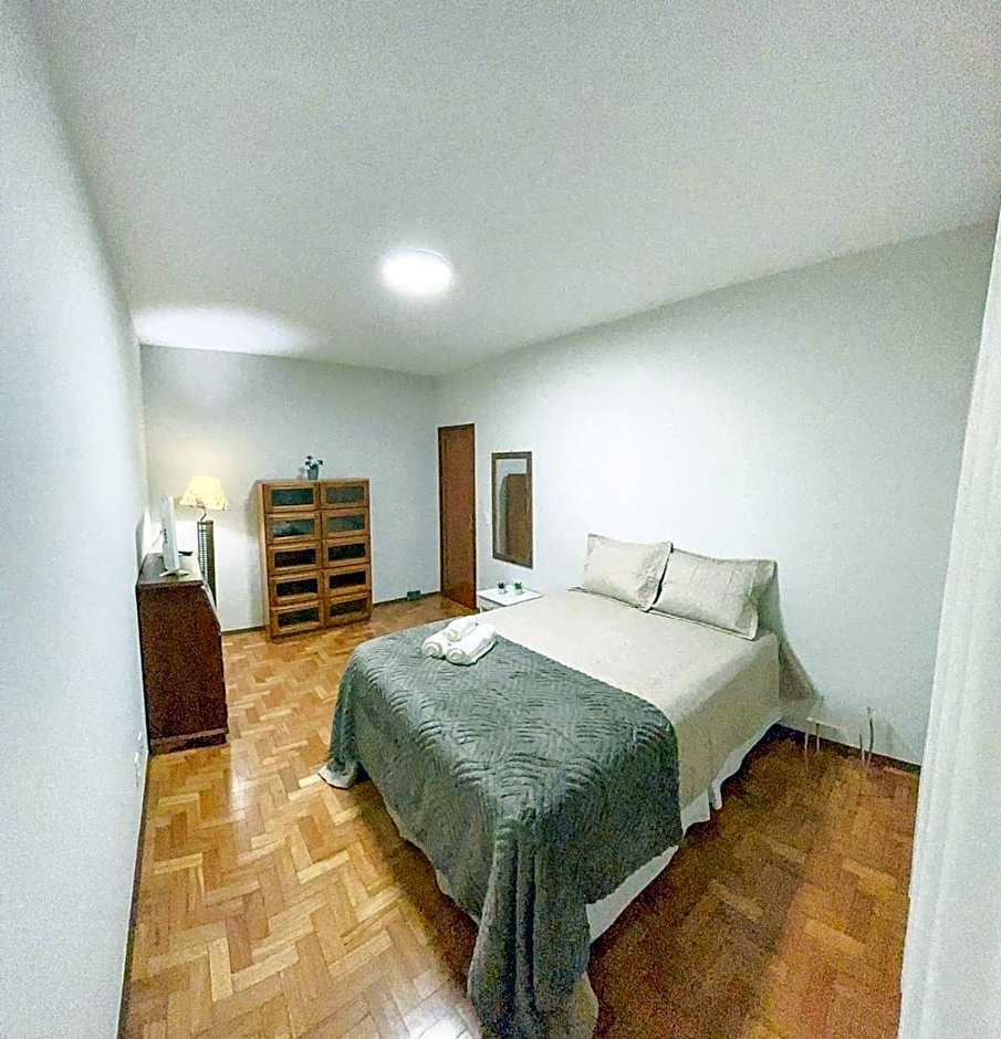 Amplo Apartamento no Centro