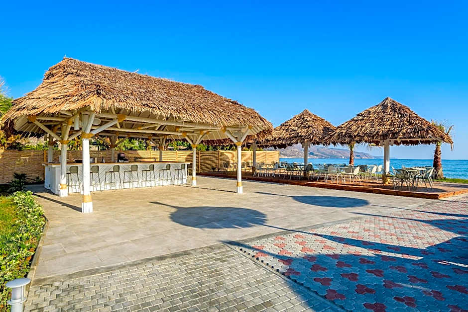 Solimar White Pearl - Adults Only