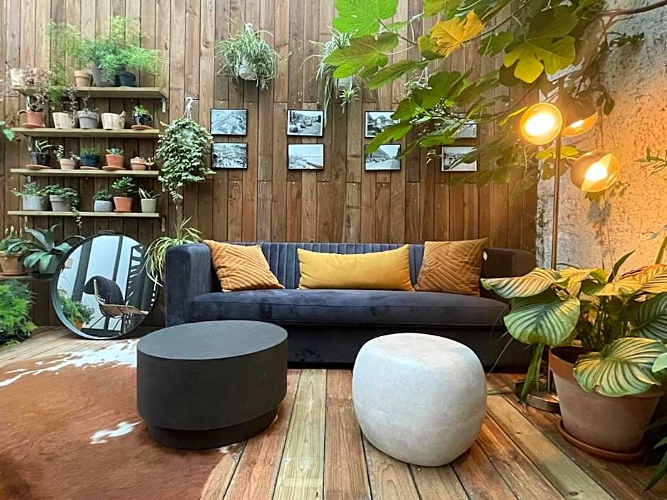 Casa Blanca B&B