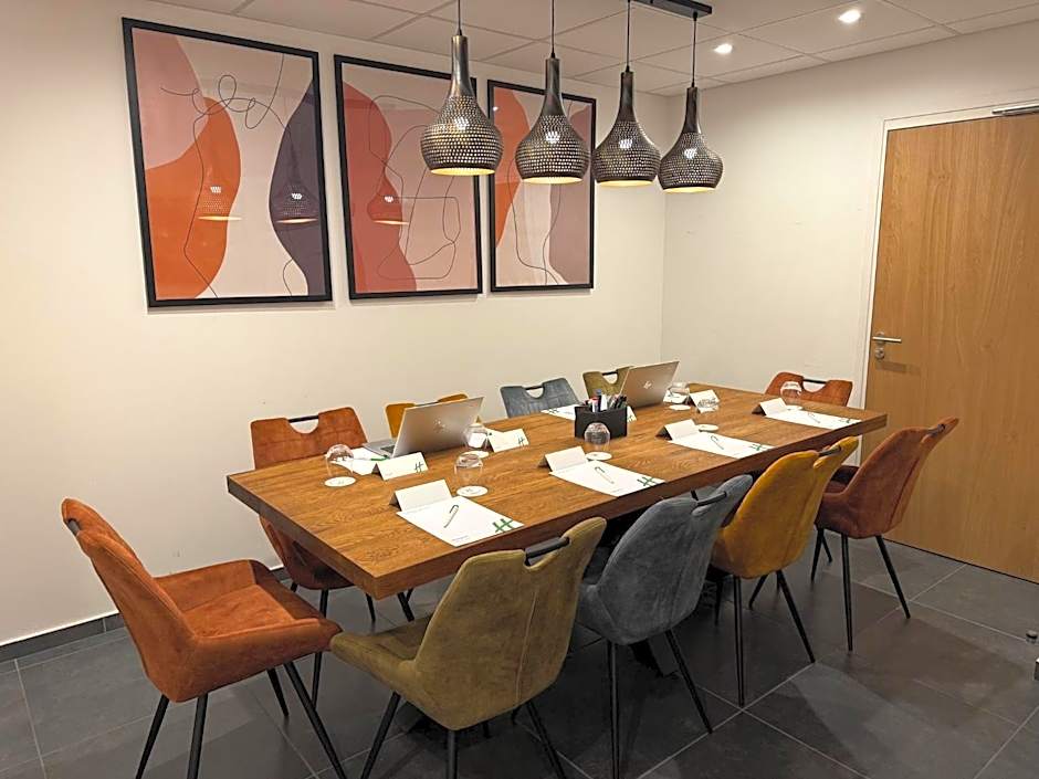 Holiday Inn Dijon Sud Longvic By IHG