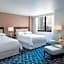 Sheraton Norfolk Waterside Hotel