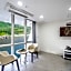 Crest72 Hotel