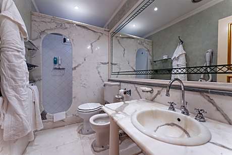 DOUBLE ROOM SINGLE USE VILLA