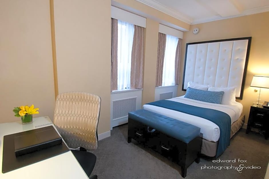 Warwick Allerton Hotel