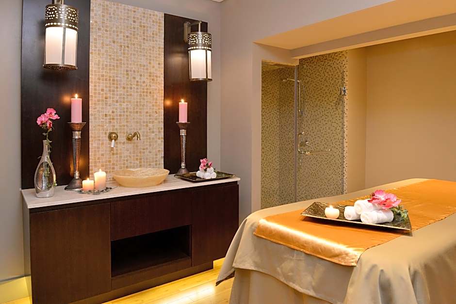 Ramada Resort by Wyndham Manama Seef