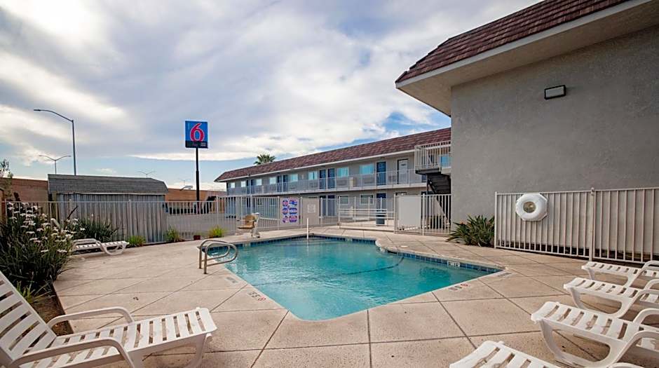 Motel 6 Ontario Airport