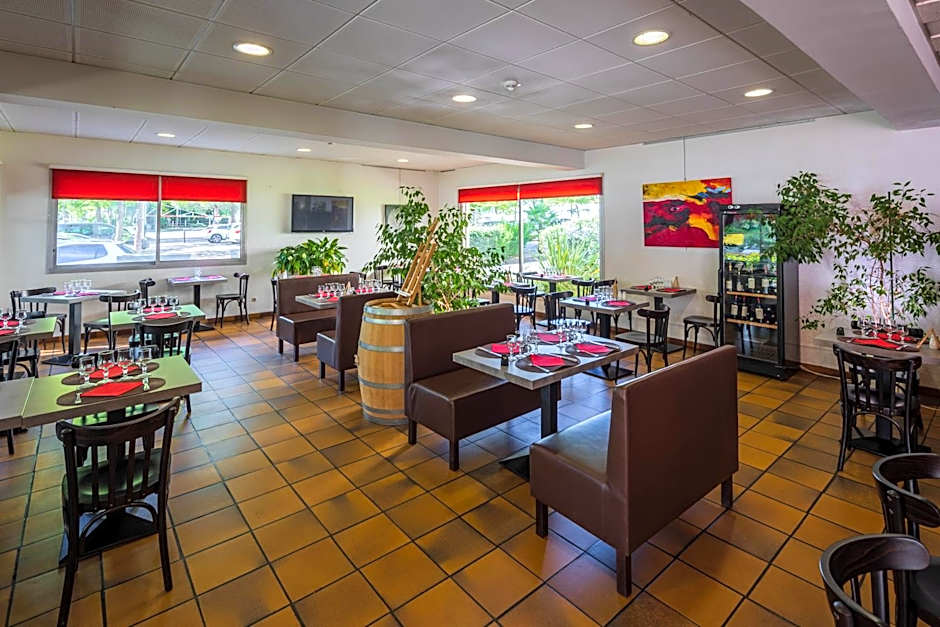 Logis Hotel Noemys Brive - Restaurant Le Teinchurier