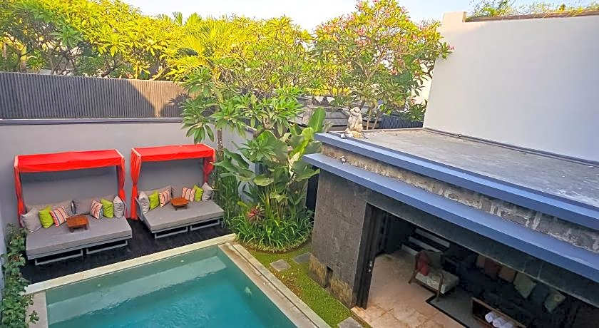 Seminyak Icon - by Karaniya Experience