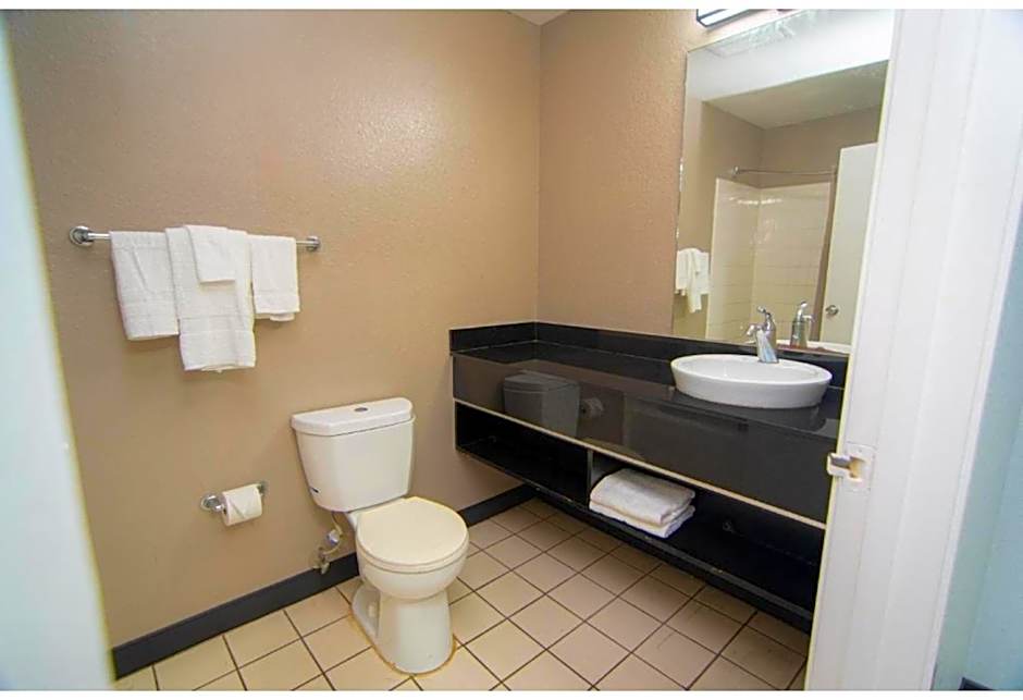 Studio 6 Extended Stay - West Palm Beach, FL