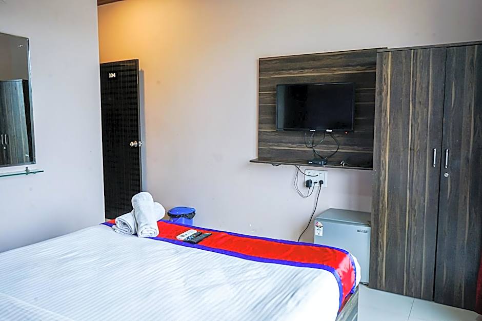 Hotel Baga HighQ - Near Baga Beach