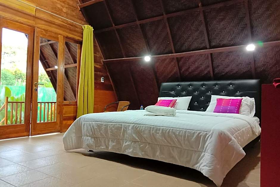 OYO 3025 Villa Alam Flores Labuan Bajo