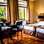 Hotel Nowy Dwor Elizy blisko Sky Bridge