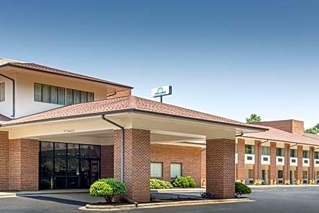 Days Inn by Wyndham Lexington
