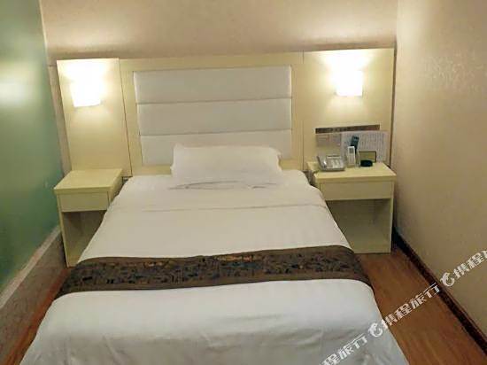 Hongyun Hotel (Guangzhou Baiyun Railway Station Sanyuanli Avenue)