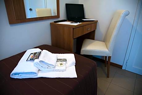 Standard Single Room with Sea View