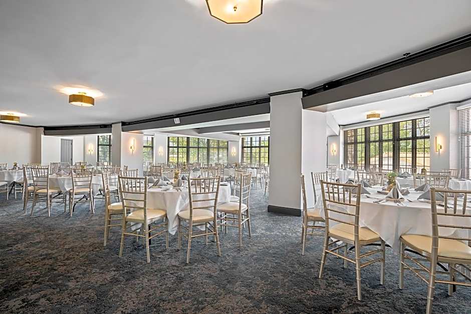 Waynesville Inn and Golf Club, Tapestry Collection by Hilton