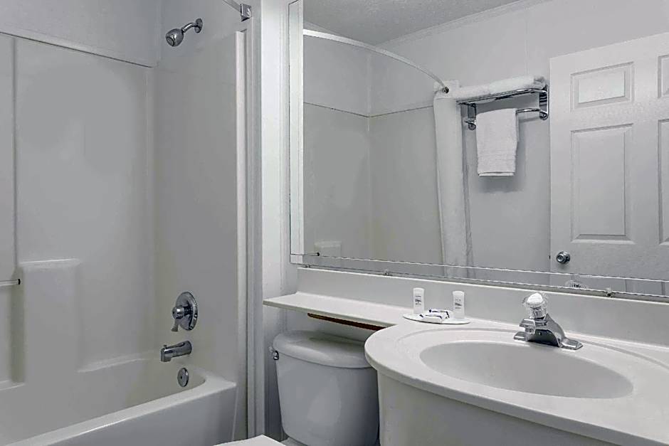Microtel Inn & Suites by Wyndham Athens