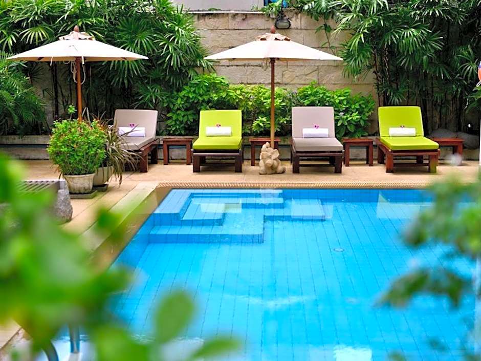St. James Hotel