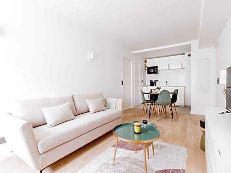 Serene apartment 6P2BR - Puteaux  La Defense
