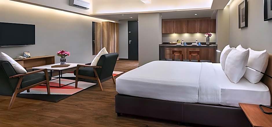 Tropics Eight Suites