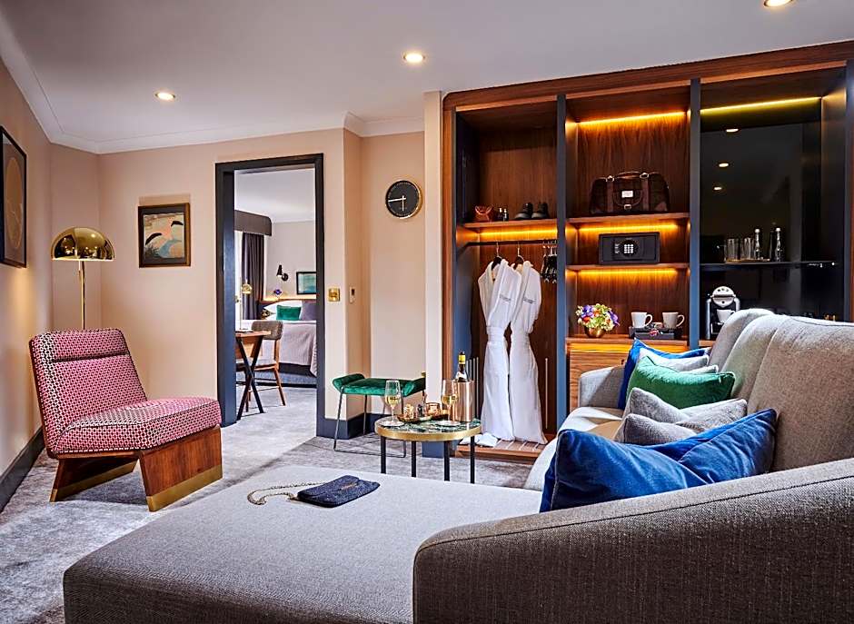 Photo 1 of 4 of Junior Suite
