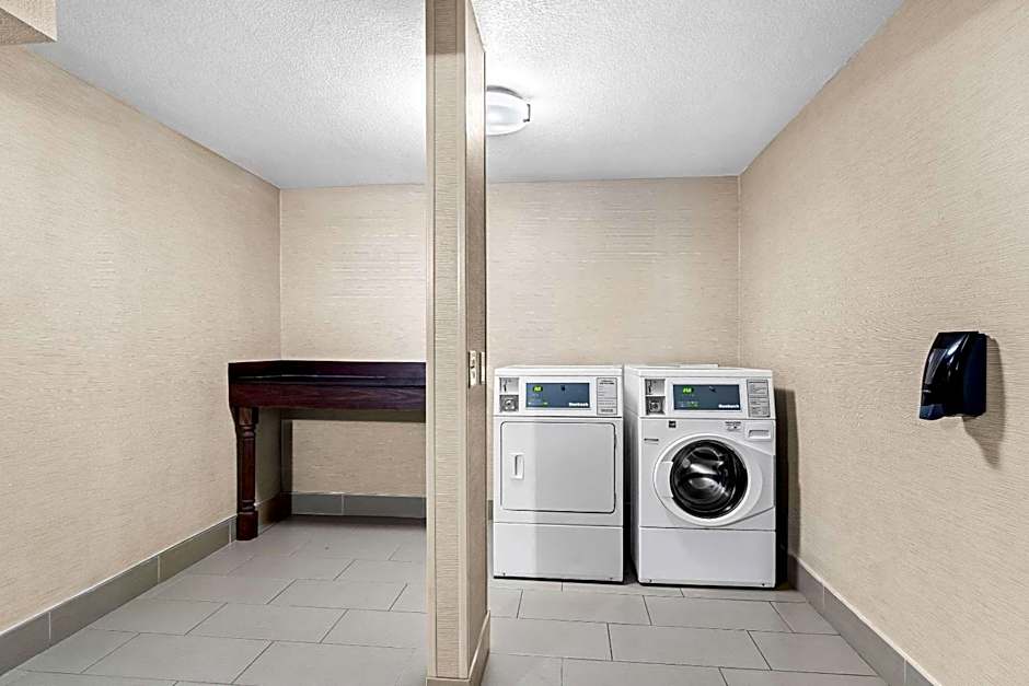Comfort Inn University