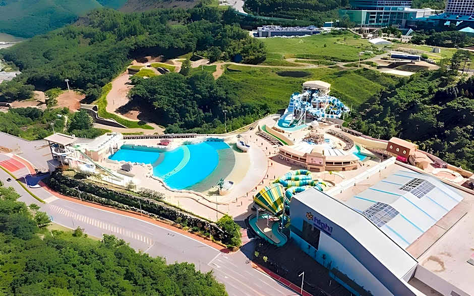High1 Palace Hotel & CC (High1 Hotel&CC)