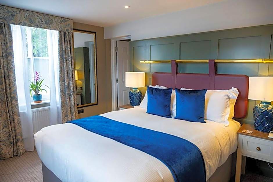 The Globe, Warwick, Warwickshire - Brunning & Price