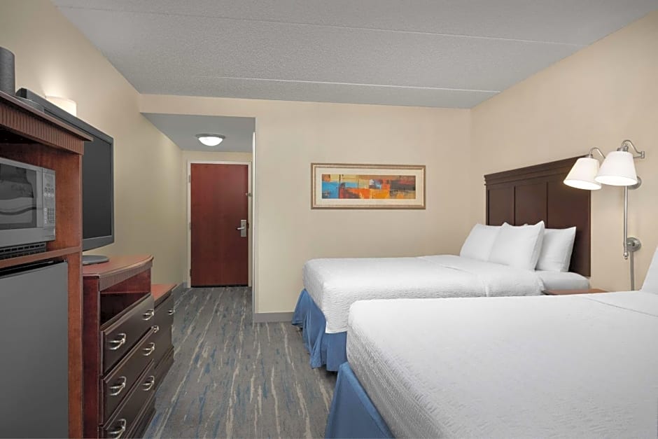 Hampton Inn By Hilton Syracuse Clay