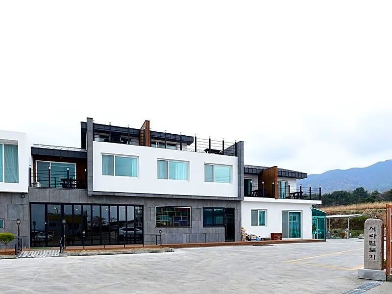 Seorabeol Togi Tourist Pension