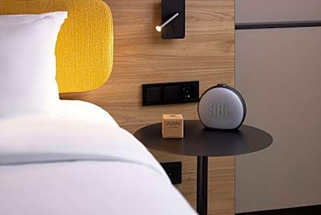 Deluxe Room with Canal View with Extra Bed