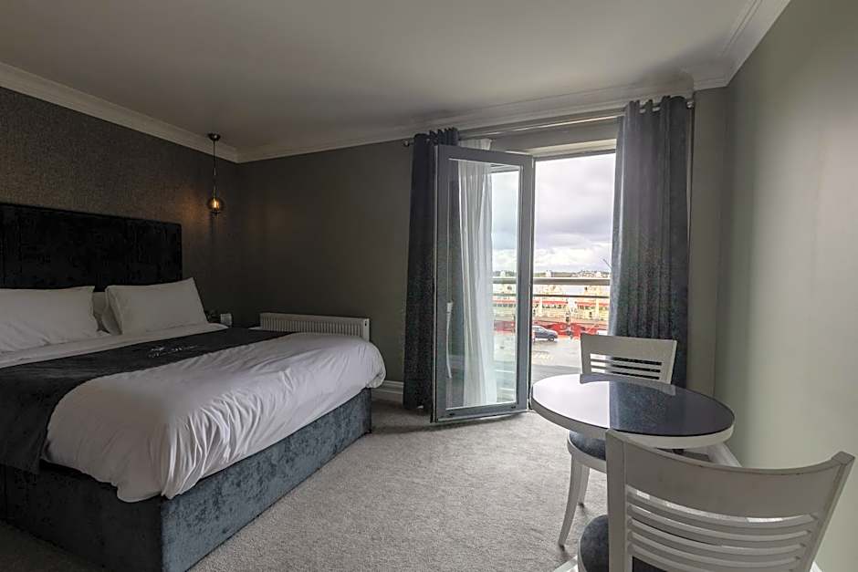 Tara Hotel