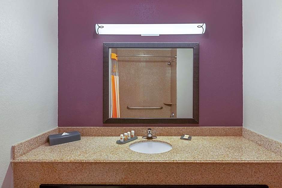La Quinta Inn & Suites by Wyndham Lumberton