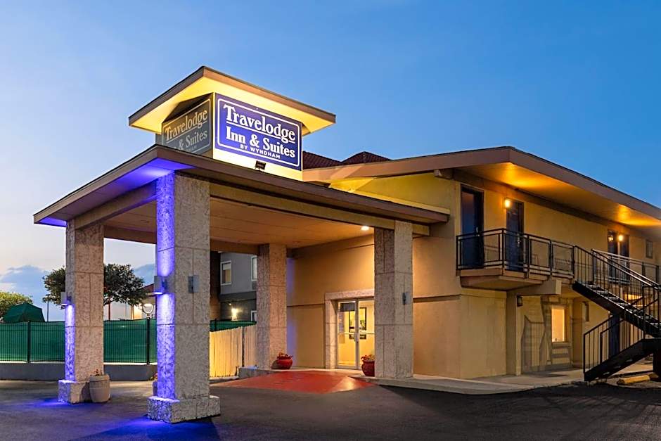 Travelodge by Wyndham New Braunfels