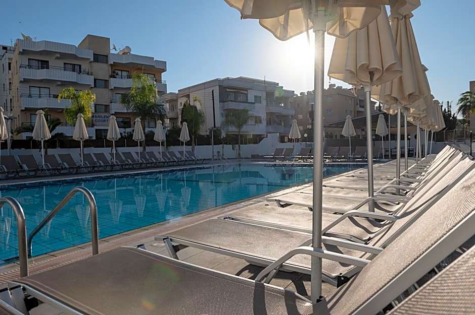 Kefalos Damon Hotel Apartments