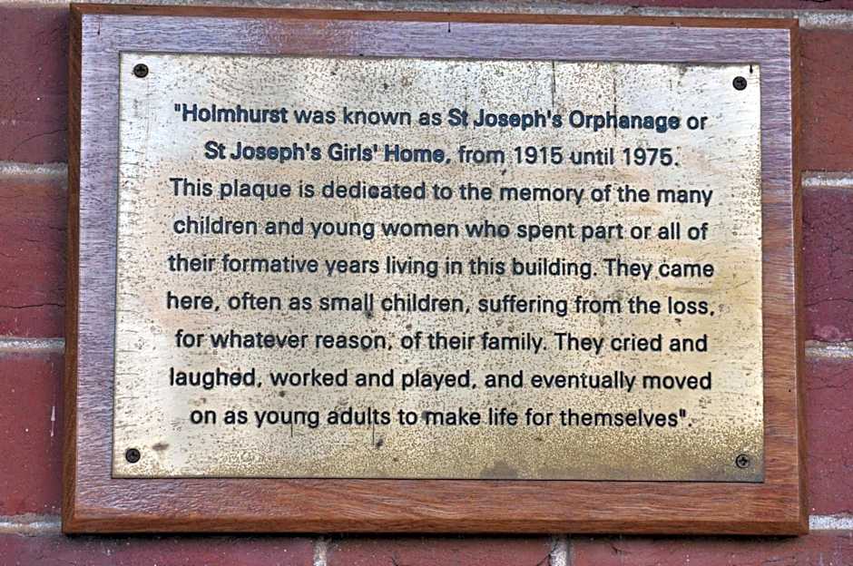 Holmhurst Guest House