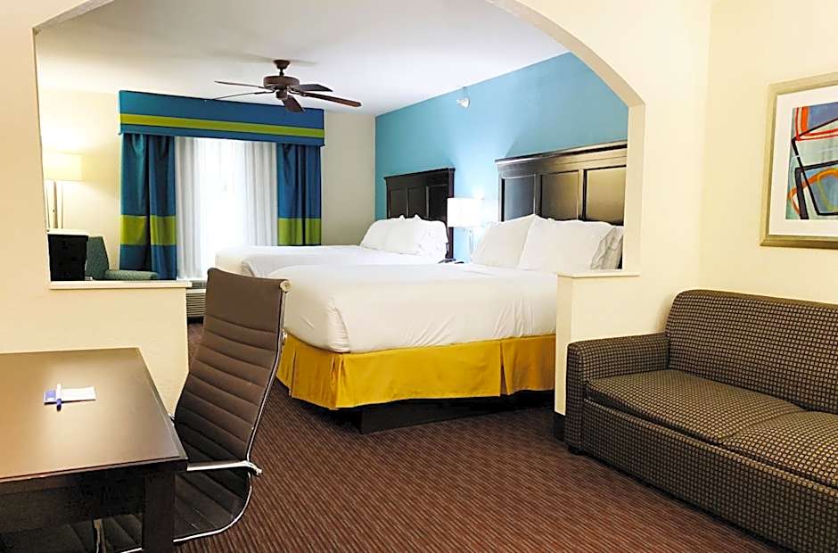 Holiday Inn Express Hotel & Suites Gainesville By IHG