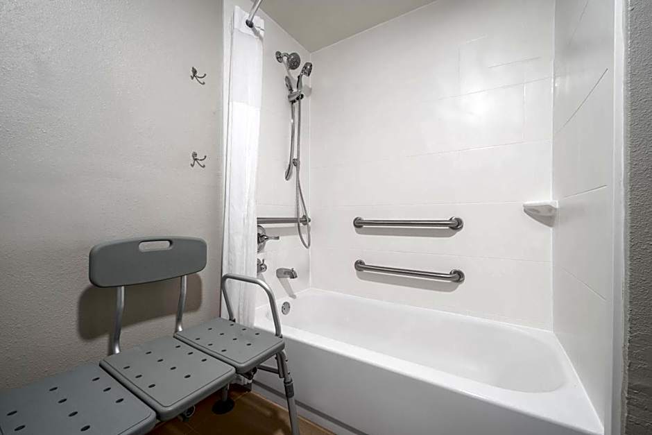 Days Inn by Wyndham Murphy